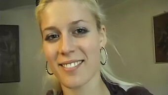 Zelfgemaakte Amateur Seksvideo Met Verlegen En Onderdanige Blonde Sandra