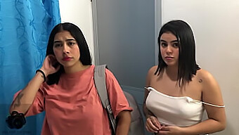 Amatérsky Trojka S Nevlastnou Sestrou A Nevlastnou Mamou V Hotelovej Izbe - Pov A Creampie